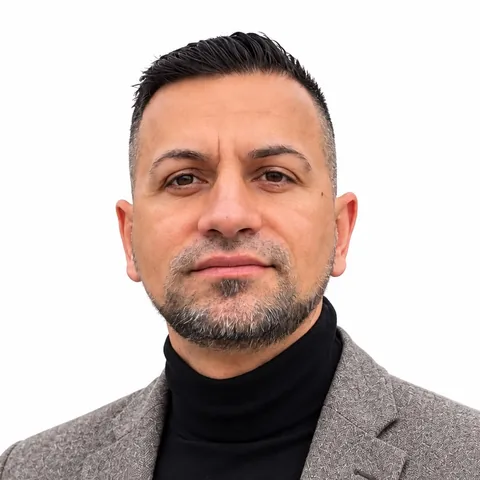 Armend Alimehaj, Geschäftsführer